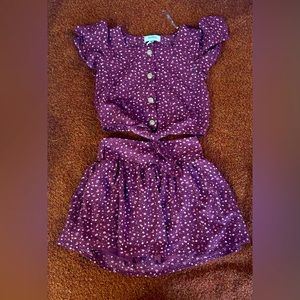 Girls crop top skirt outfit